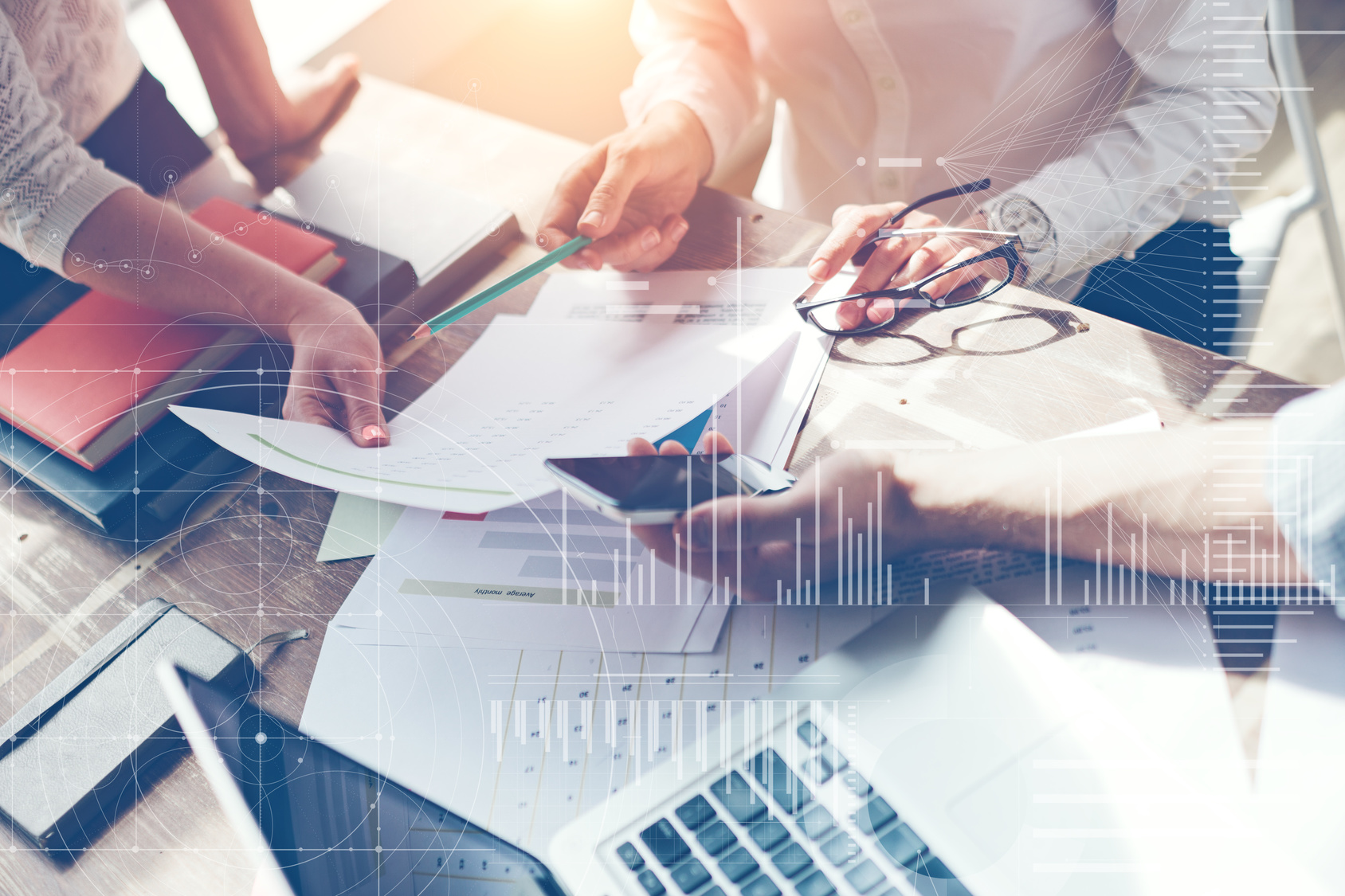 brief-media-agence-compact